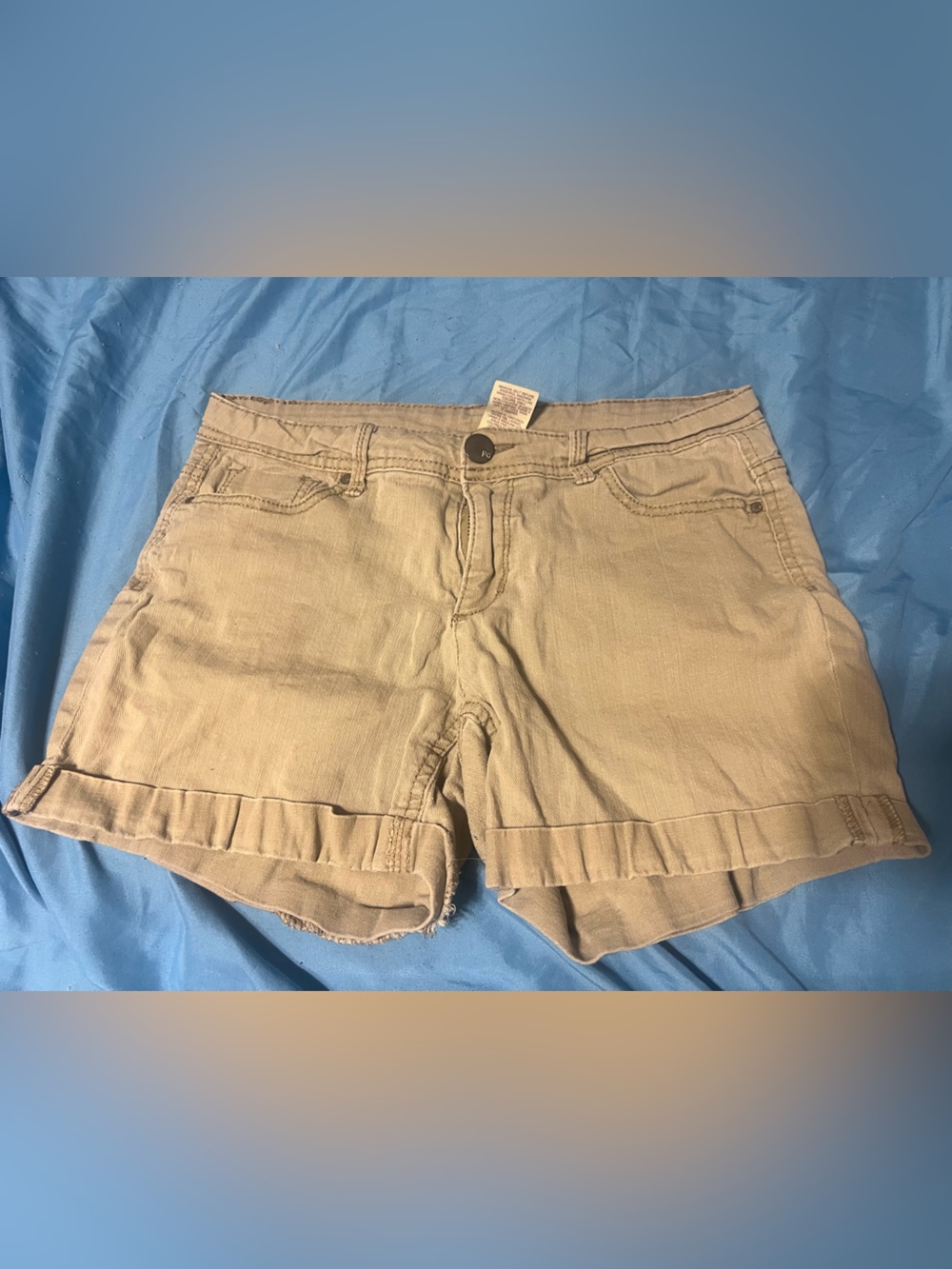 Faded Glory Women's High-Waist Khaki Shorts - Beige